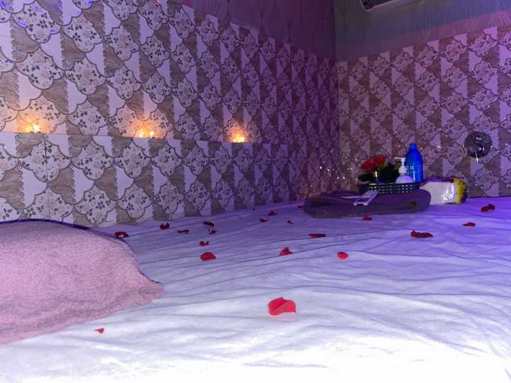 Balinese Massage spa in raipur